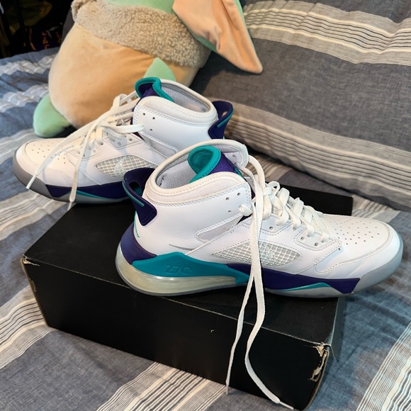 Jordan Mars 270 Grape PERFECT CONDITION - Picture 7 of 12